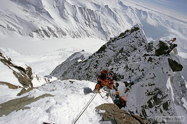 Blick vom Gro�glockner in die Glocknerscharte, Pallavicinirinne, auf die Pasterze und den Kleinglockner